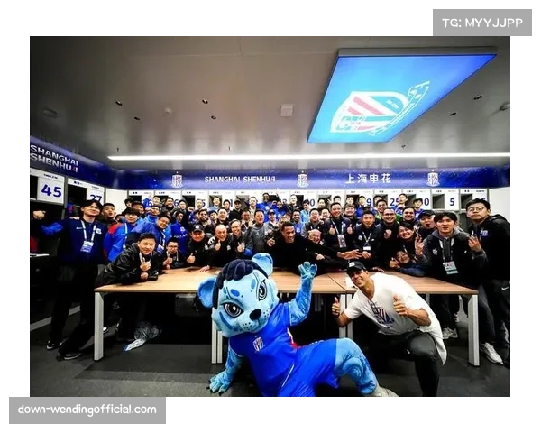 上海申花斯卢茨基精神激励 中场休息调整助球队开启四连胜